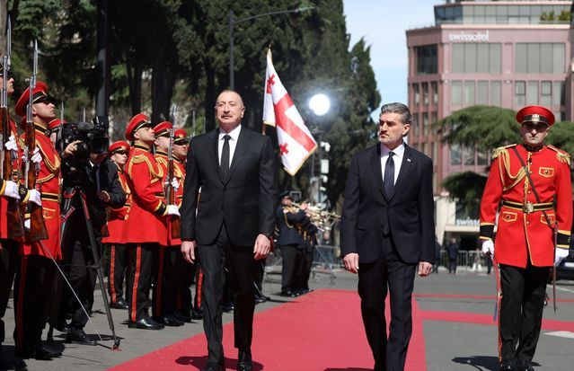 Aliyev, Gürcistan’da Bölgesel Barış ve Orta Koridor’un Stratejik Önemi Üzerinde Durdu