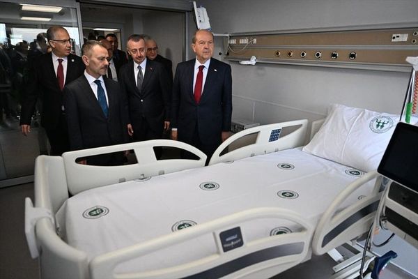 Kocaeli Üniversitesi'nde Hayırsever Desteğiyle Yeni Çocuk Yoğun Bakım Ünitesi Hizmete Girdi