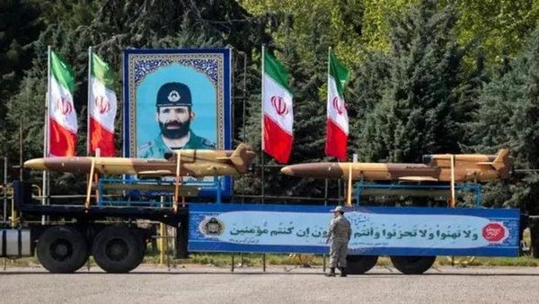 AB, İran'daki İnsan Hakları İhlalleri Nedeniyle 19 Kişi ve Kuruma Yeni Yaptırımlar Getirdi