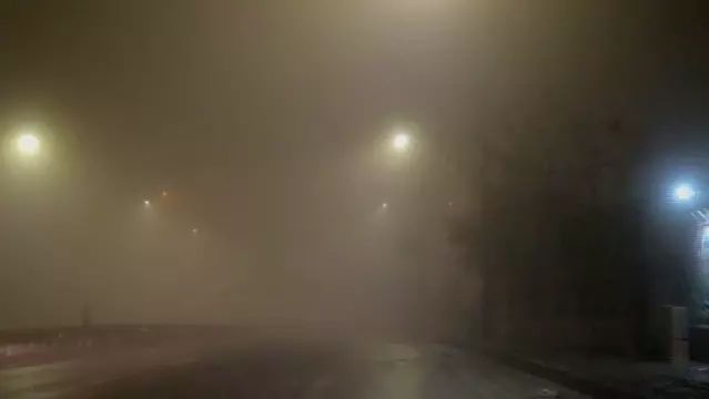 İstanbul'da Gece Saatlerinde Yoğun Sis Etkili Oldu