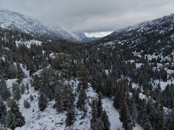 Antalya'nın Yüksek Kesimlerinde Kar Yağışı Trafiği Aksattı