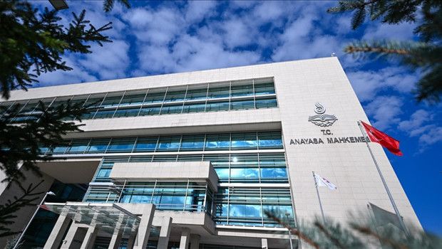 AYM, İsim Değişikliğinde İnternet İfşasına Son Verdi