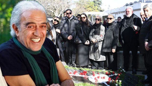 Edip Akbayram, Sevenleri Tarafından Kabri Başında Anıldı