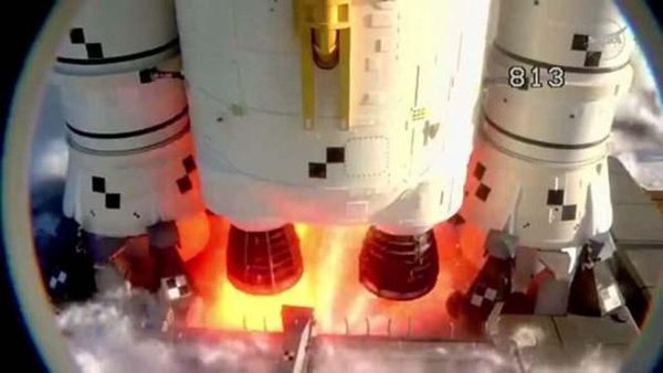 NASA, 50 Yıl Sonra Artemis II Göreviyle Ay'a İnsanlı Yolculuğu Başlattı