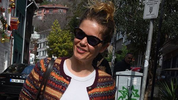Burcu Biricik: Oyunculukta Raf Ömrü Kavramını Kabul Etmiyorum