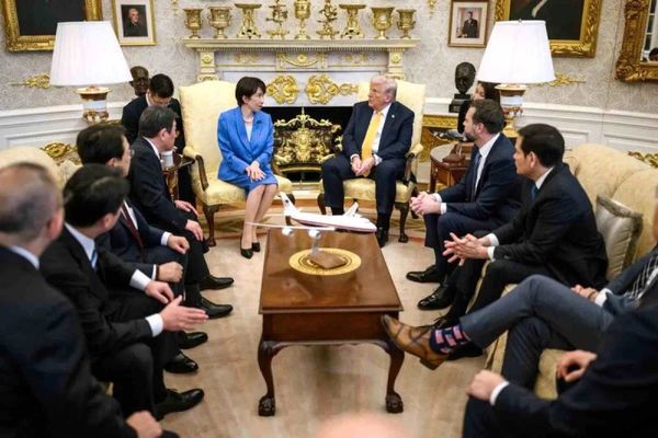 Trump: İran'a Asker Göndermeyeceğim ve Petrol Fiyatlarını Düşürmek İçin Çalışıyoruz