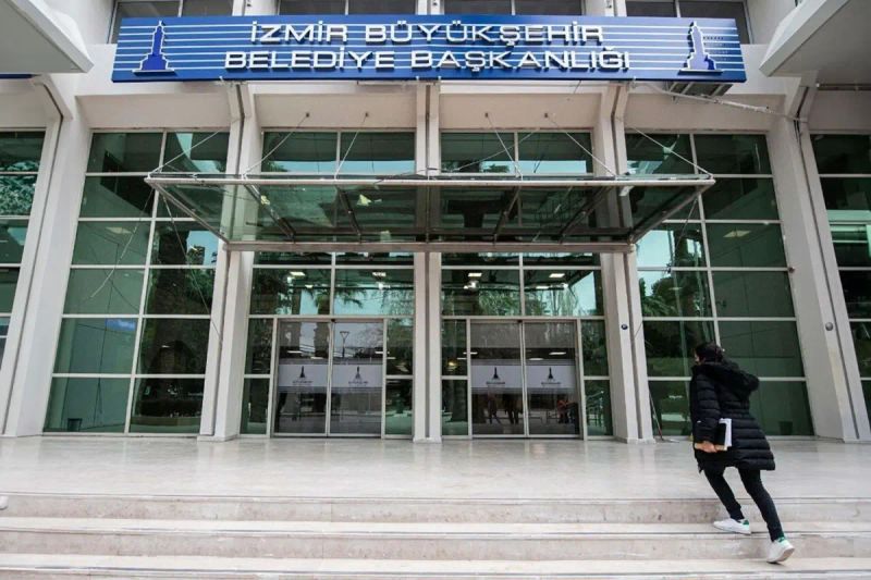 İZBETON'da Sahte Sigorta ve Maaş Ödemeleri İddiasıyla Operasyon