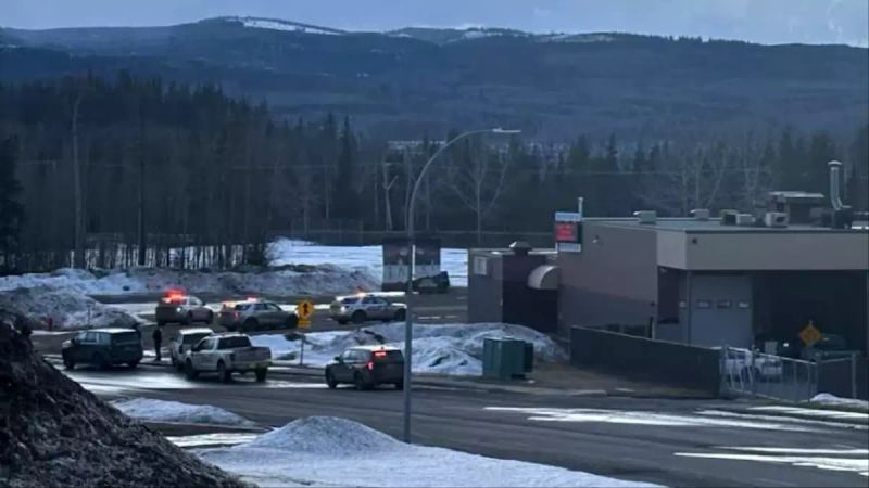 Kanada'da Okul ve Ev Saldırısında 8 Kişi Öldü, 25 Yaralı Var