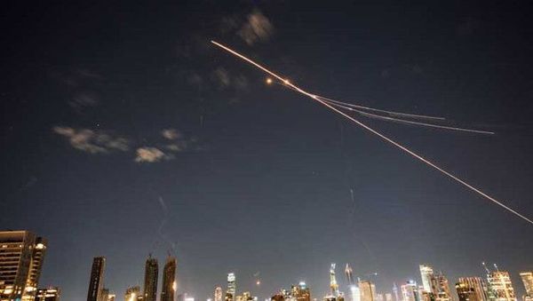 İran, Hipersonik Fettah-2 Füzesini İlk Kez Kullandı