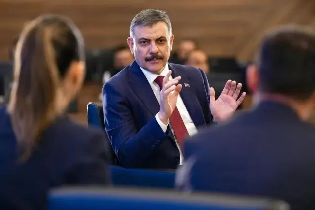 İçişleri Bakanı Çiftçi, Örnek Aldığı Vali Recep Yazıcıoğlu'nu Anlattı