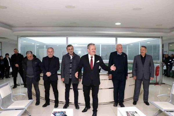 Başkan Koloğlu, Ramazan Bayramı Öncesi Personelle Bayramlaştı