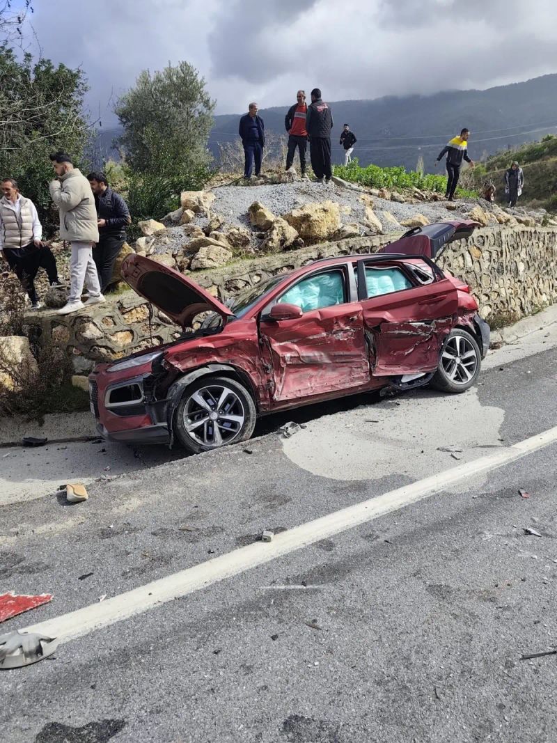 Alanya'da 1 kişinin öldüğü kazada TIR sürücüsü tutuklandı