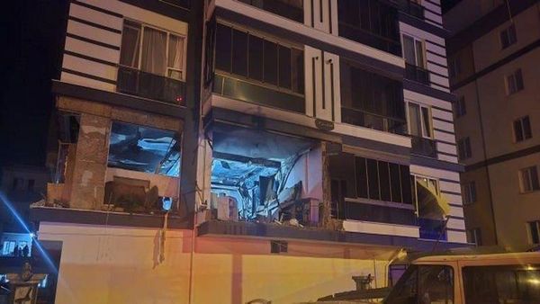 Niğde'deki Doğal Gaz Patlamasında 16 Kişi Yaralandı, Zarar Gün Ağarınca Görüldü