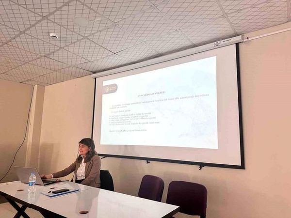 Tunceli Pülümür'de Kadınlara Kooperatifçilik Eğitimi Düzenlendi