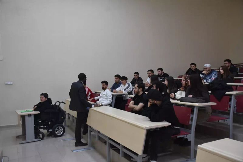 SMA Hastası Berk, Yazılım Mühendisliği Hayalini Gümüşhane Üniversitesi’nde Gerçekleştiriyor