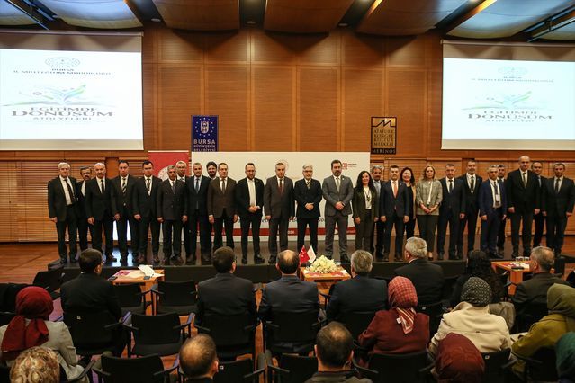 Bursa'da Öğretmenlere Yönelik Eğitimde Dönüşüm Atölyeleri Başladı