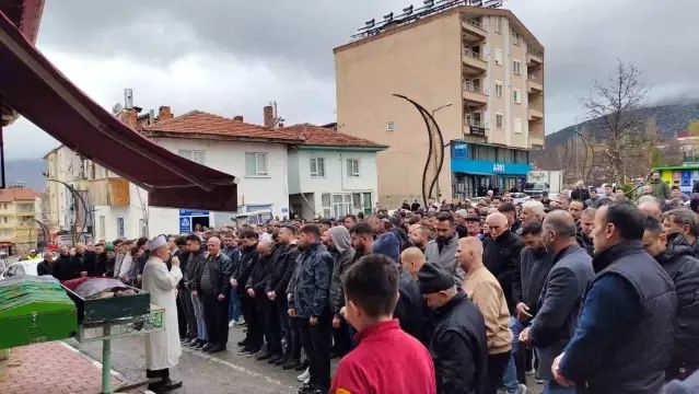 Nişanlı Çift, Isparta-Antalya Yolundaki Kazada Hayatını Kaybetti