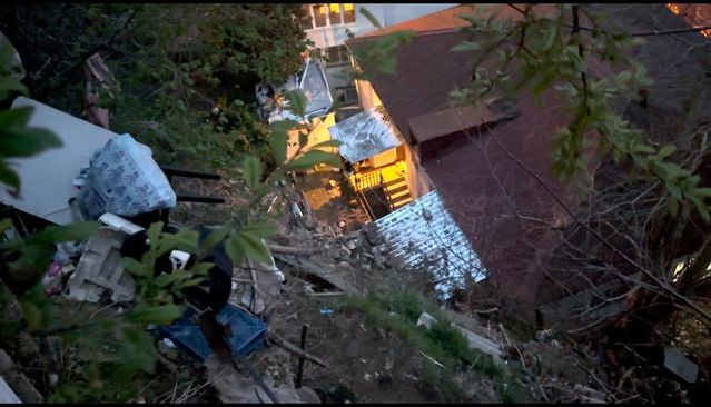 Sarıyer'de Toprak Kayması Sonrası 6 Bina Tahliye Edildi, Sakinler Belediyeye Tepkili
