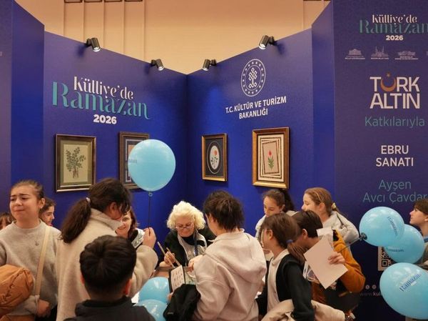 Bakan Ersoy, Külliye’de Ramazan etkinliklerini inceledi ve yoğun ilgiyi paylaştı