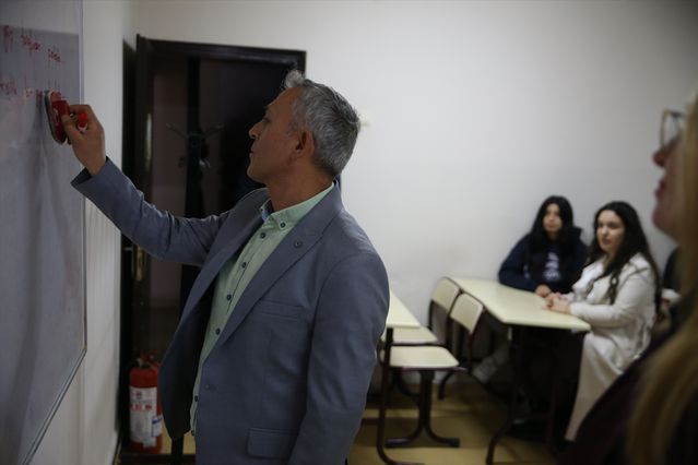 Ordu'da Temizlik Görevlisi Murat Şirin Üniversite Hayalini Gerçekleştiriyor