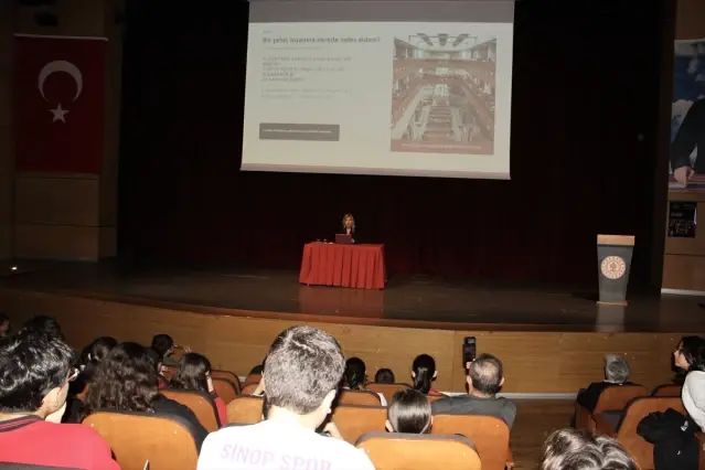 Sinop'ta 'İyileştiren Kütüphaneler' Konferansı Düzenlendi