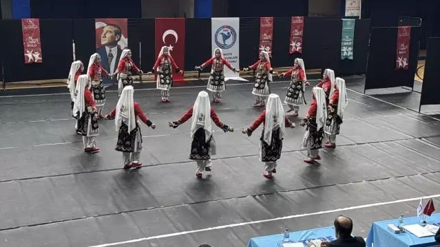 Bolu'da Okul Sporları Halk Oyunları Yıldızlar Grup Müsabakaları Başladı