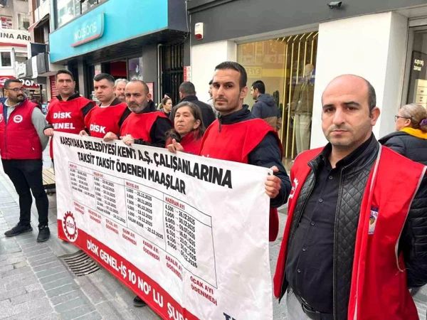 Karşıyaka Belediyesi İşçileri 7 Aylık Maaş Krizi Nedeniyle Sokakta