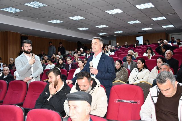 Başkan Demir, Çukurca'da Halkla Buluşma Etkinliği Düzenledi