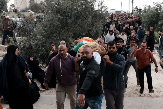 El-Halil'de İsrail Füzesinin Şarapnel Parçası 4 Kadının Ölümüne Neden Oldu