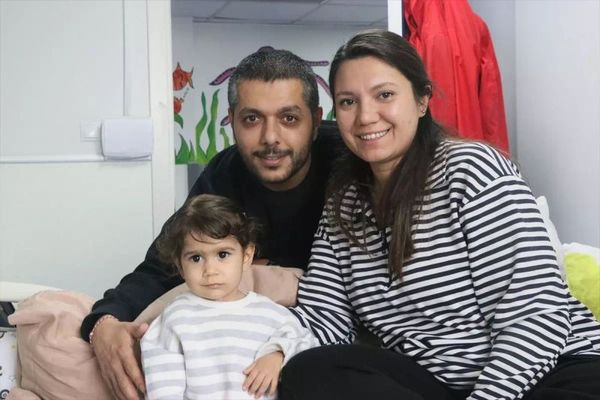 Onur Esen, Kızı Marin’in Kalp Nakli İçin Ege Üniversitesi Hastanesinde Umutla Bekliyor