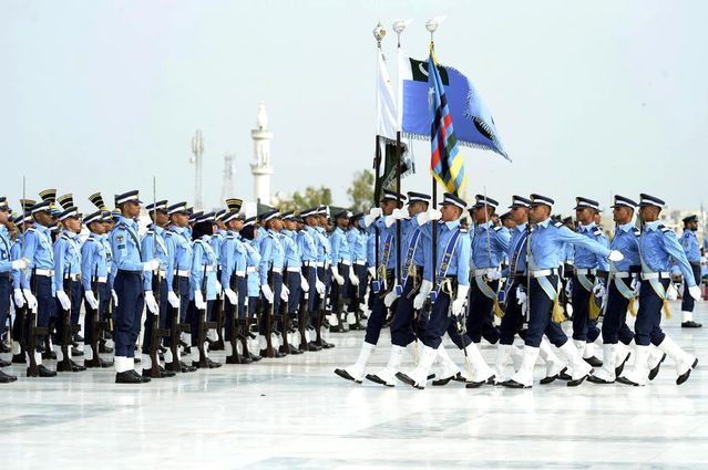 Suudi Arabistan'da Pakistan Askeri Birlikleri Kral Abdulaziz Hava Üssü'nde Göreve Başladı