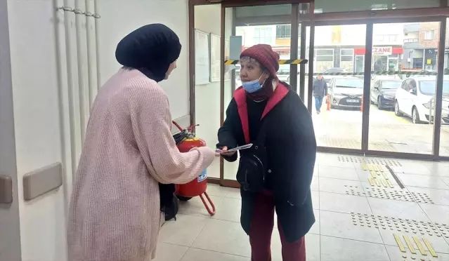 Gelibolu'da Ulusal Yaşlılar Haftası Sağlık Bilgilendirme Etkinliği Düzenlendi