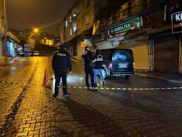 Birecik'te Rastgele Ateş Açıldı: Bir Kişi Yaralandı