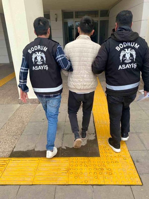 Bodrum'da 11 Yılın Üzerinde Hapis Cezası Olan Firari Yakalandı