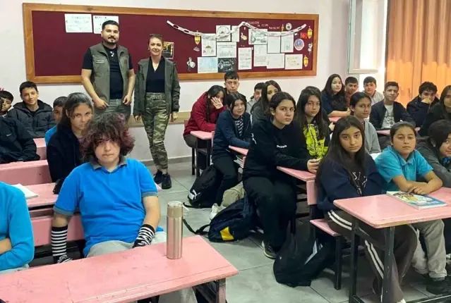 Muğla'da Öğrencilere Yönelik Tabiat Eğitimi Programı Düzenlendi