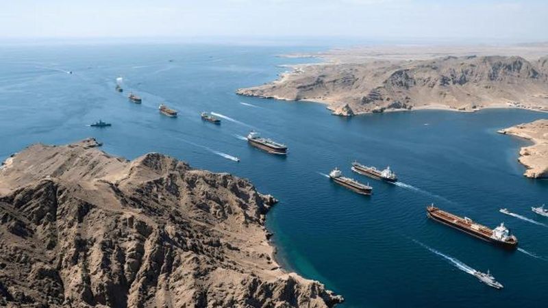 ABD İstihbaratı: Hürmüz Boğazı'nda 12 Su Altı Mayını Tespit Edildi