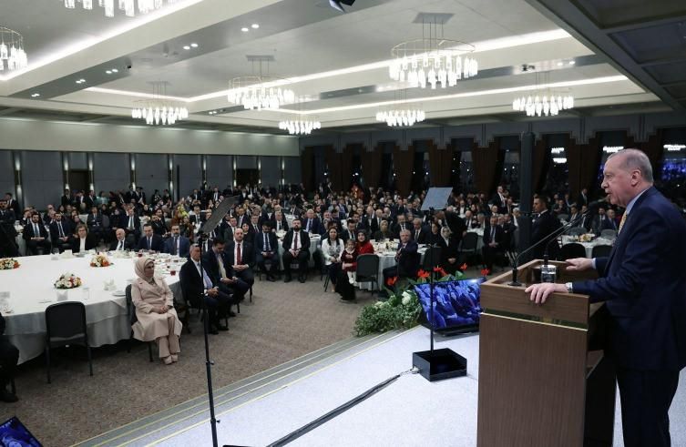 Cumhurbaşkanı Erdoğan: İran'a Yönelik Saldırıları Durdurmak İçin Çalışıyoruz