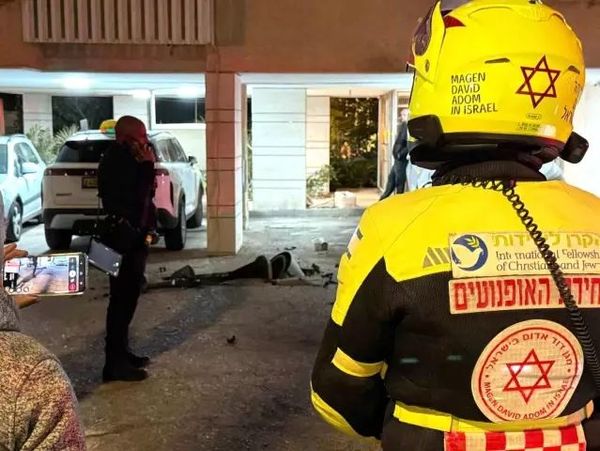 İran'ın İsrail'e Düzenlediği Füze Saldırıları Maddi Hasara Yol Açtı