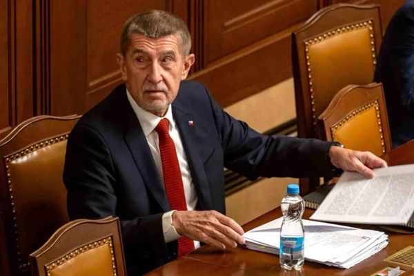 Çekya Başbakanı Babis, Savunma Harcamalarında Hedefe Ulaşılamadığını Açıkladı