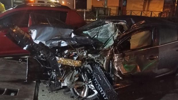 Bursa'da Çarpışmalı Kaza: 3 Kişi Yaralandı