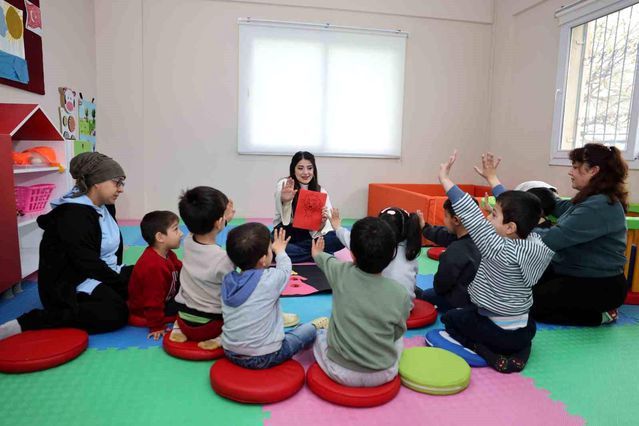 Mersin Akdeniz’de Çocuklara ve Ailelere Mahremiyet Eğitimi Verildi