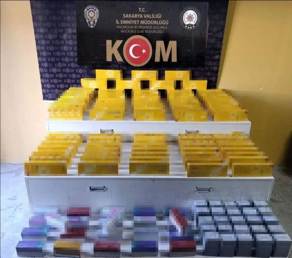 Sakarya’da Kaçak Sigara Operasyonunda 3 Bin Paket Sigara Ele Geçirildi