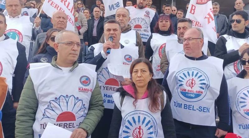 Buca Belediyesi Memurları 5 Günlük Eylemde Haklarını İstiyor