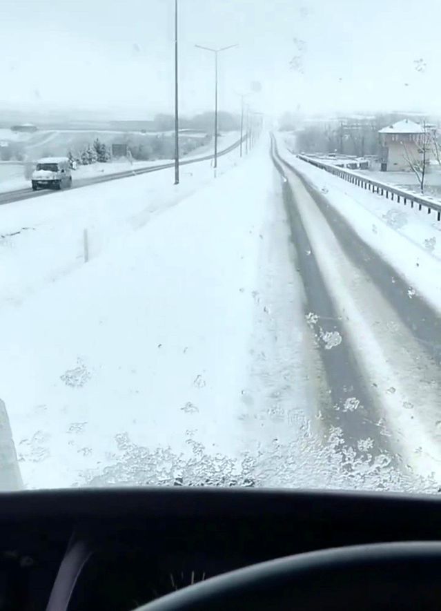 Yozgat'ta Karla Mücadele Çalışmaları Aralıksız Sürüyor