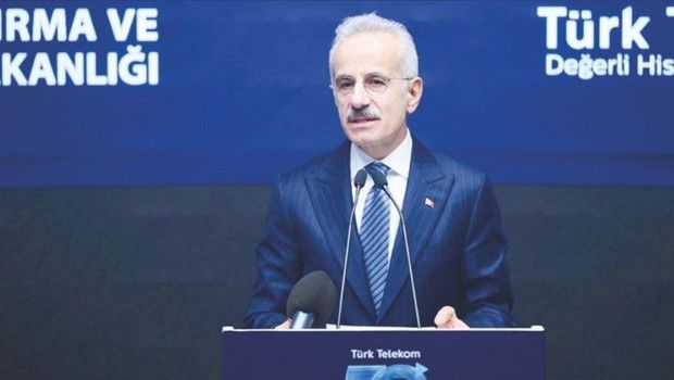 Bakan Uraloğlu: Hürmüz Boğazı’ndan İlk Türk Gemisi Geçiş Yaptı