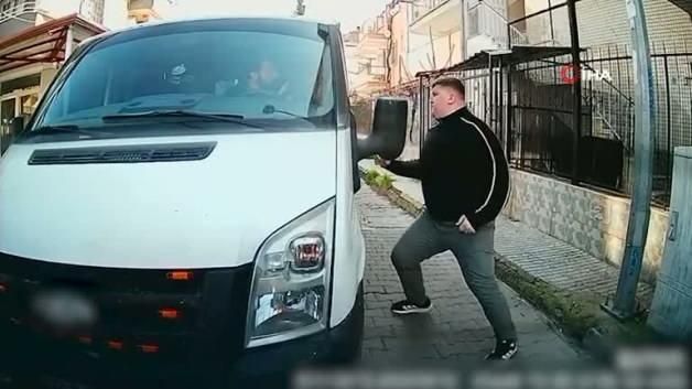 Aydın Efeler'de Trafik Kavgası Güvenlik Kamerasına Yansıdı