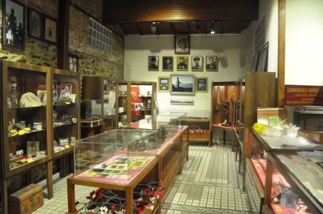 Vedat Açıkalın, Çanakkale Savaşları Koleksiyonunu Ödemiş'e Bağışladı