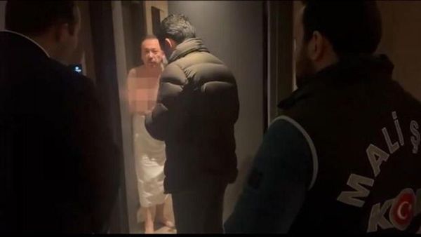 CHP'li Özkan Yalım Vergi Ödemelerinin Üzerinde Lüks Araç Sahibi Çıktı