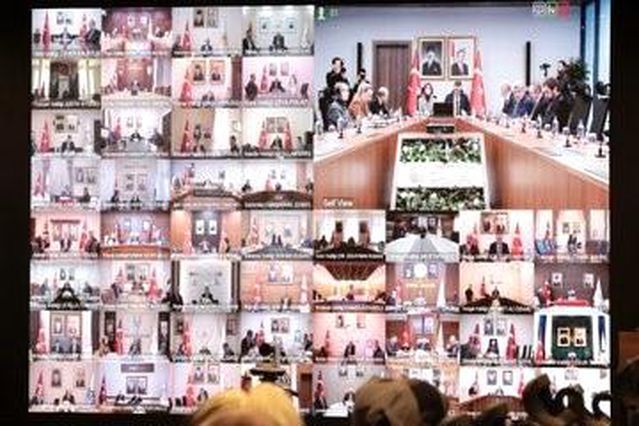 Bakanlar, 81 İl Valisiyle Çevrimiçi Toplantıda Sosyal Hizmetleri Değerlendirdi