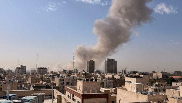 ABD ve İsrail'in İran'a Saldırıları Bölünmüş İran'ı Daha Da Kırılgan Hale Getirir